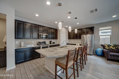 4526 N 94th Ln-12