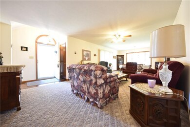 3190 Liberty Ln, Columbus, IN 47203 - photo 4