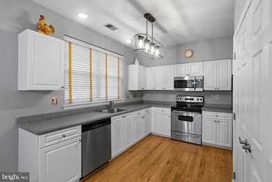 2421 Lizbec Ct unit 11C, Crofton, MD 21114 - photo 4