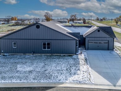 105 Evergreen Ln, Maysville, KY 41056 - photo 2