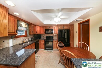 903 Mckinley St, Hazleton, PA 18202 - photo 7