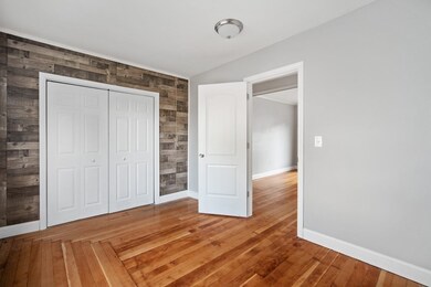 139 Skeele St, Chicopee, MA 01013 - photo 5