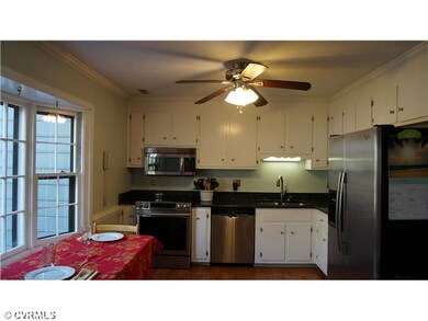 Kitchen - Dining in your gorgeous new kitchen!