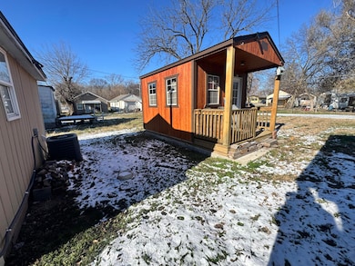 575 W Jackson St, Marshall, MO 65340 - photo 6