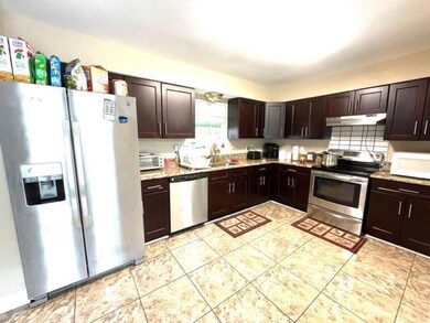 2 yr. old cabinets.
