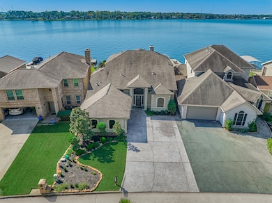 13050 Wood Harbour Dr, Montgomery, TX 77356 - photo 2