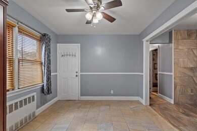 8754 110th St, Richmond Hill, NY 11418 - photo 6