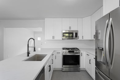 606 Longfellow Ave, Deerfield, IL 60015 - photo 5