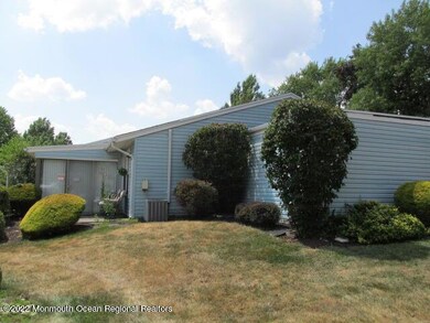 107A Chatham Dr, Monroe Township, NJ 08831 - photo 2