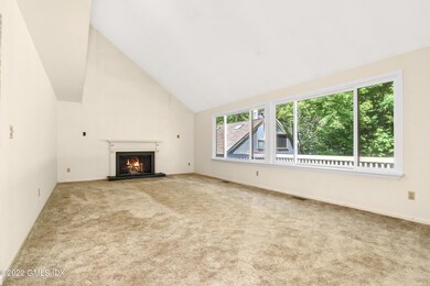 519 W Lyon Farm Dr, Greenwich, CT 06831 - photo 5