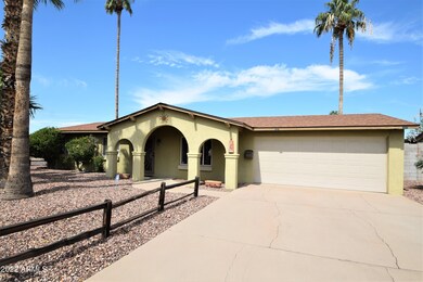 Rear Yard (3)