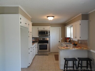 800 W Oakland St, Broken Arrow, OK 74012 - photo 3