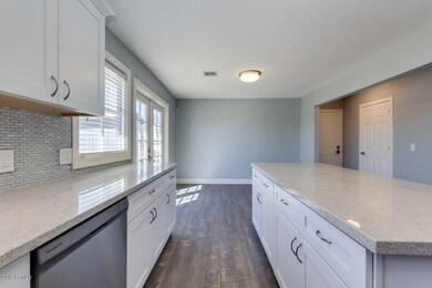 Listing_281338_Photo_2
