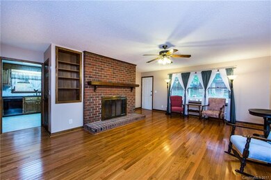 Large Great Room with beautiful hardwood floors, l