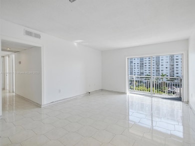 Coastal Towers unit 523, Sunny Isles Beach, FL 33160 - photo 2