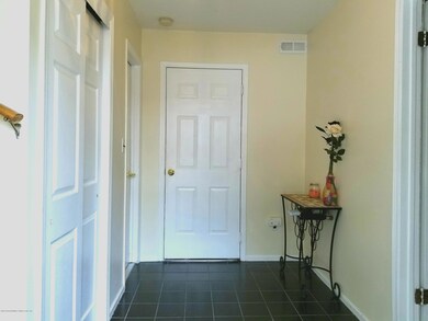 74 Ashley Ln, Staten Island, NY 10309 - photo 3