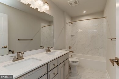 5943 Amin Ct, Sykesville, MD 21784 - photo 5