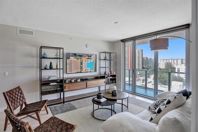 Parque Towers at St. Tropez unit 4-903, Sunny Isles Beach, FL 33160 - photo 4