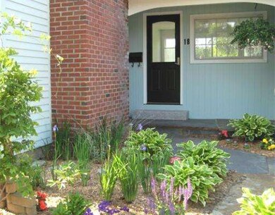 18 Pleasant St, South Deerfield, MA 01373 - photo 3