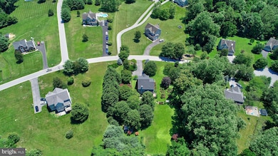 8633 Willow Run Rd, Windsor Mill, MD 21244 - photo 7