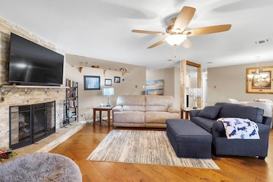 3920 Leafield Dr, Austin, TX 78749 - photo 4