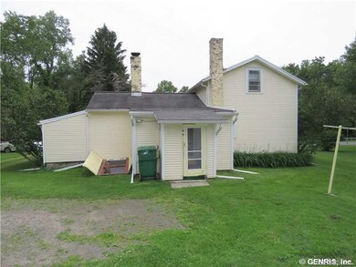 Exterior Back. REAR exterior * Walk Out Basement B
