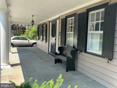 519 Gainsboro Rd, Drexel Hill, PA 19026 - photo 5