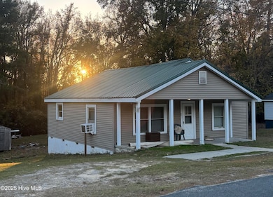 135 W Eason Dr, Rockingham, NC 28379 - photo 3