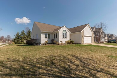 6863 Wellington Dr unit 230, Dexter, MI 48130 - photo 2