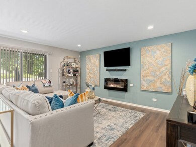 3458 Golfview Dr, Hazel Crest, IL 60429 - photo 5