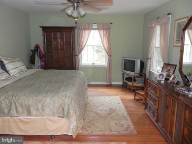 2832 Forest Glen Dr, Baldwin, MD 21013 - photo 5