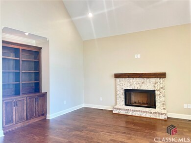 1810 Beebalm Dr, Statham, GA 30666 - photo 6