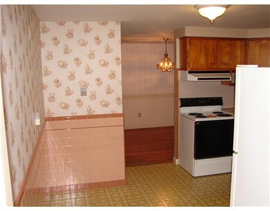Dining Area. Eat-in kitchen! Plus, note how access
