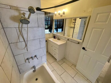 1519 N Columbia Ave, Stockton, CA 95203 - photo 4