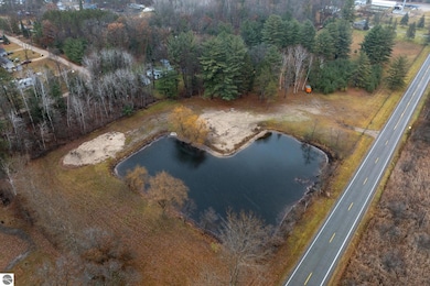 5110 Mannsiding Rd, Lake, MI 48632 - photo 3