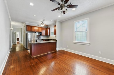 Abundant natural light