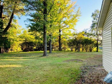 5685 W Johnson Rd, La Porte, IN 46350 - photo 6