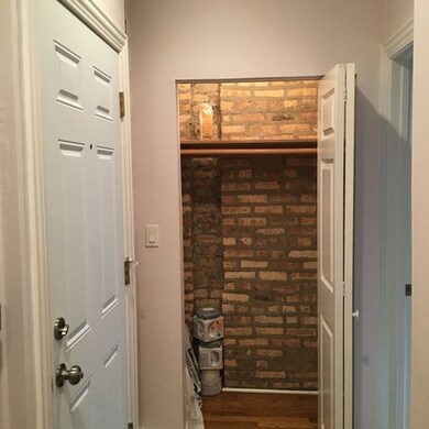 2820 W Arthur Ave unit 3, Chicago, IL 60645 - photo 7