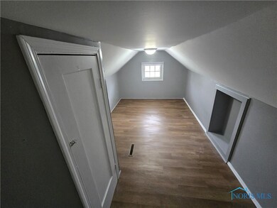1834 Berdan Ave, Toledo, OH 43613 - photo 3