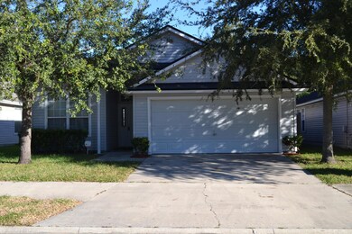 2925 Centerwood Dr N, Jacksonville, FL 32218 - photo 2