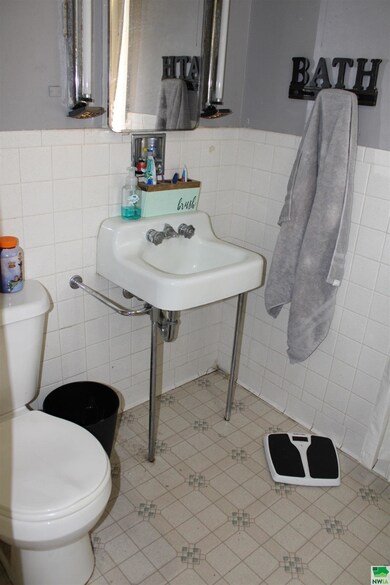 1002 6th St, Onawa, IA 51040 - photo 5