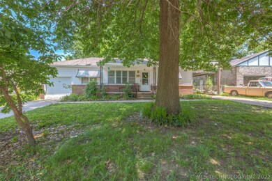 1629 S Ash Place, Broken Arrow, OK 74012 - photo 2