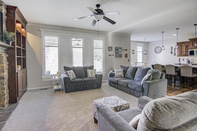 16324 S Locust St, Olathe, KS 66062 - photo 3