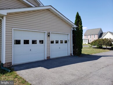6040 Betteker Ln, Saint Thomas, PA 17252 - photo 2