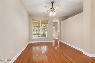 05-Living Room