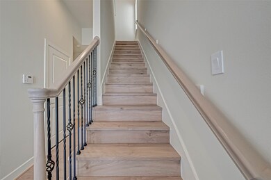 142 Knights Bridge Park Ln, Houston, TX 77018 - photo 4