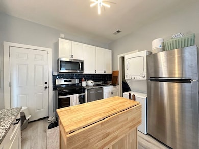 1333 W Walton St unit 3F, Chicago, IL 60642 - photo 3