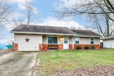 217 W Price St, Gaston, IN 47342 - photo 3