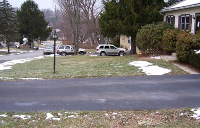 29 Crestmont Dr, Honesdale, PA 18431 - photo 3