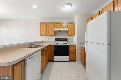 25 Currituck Ct, Bunker Hill, WV 25413 - photo 6